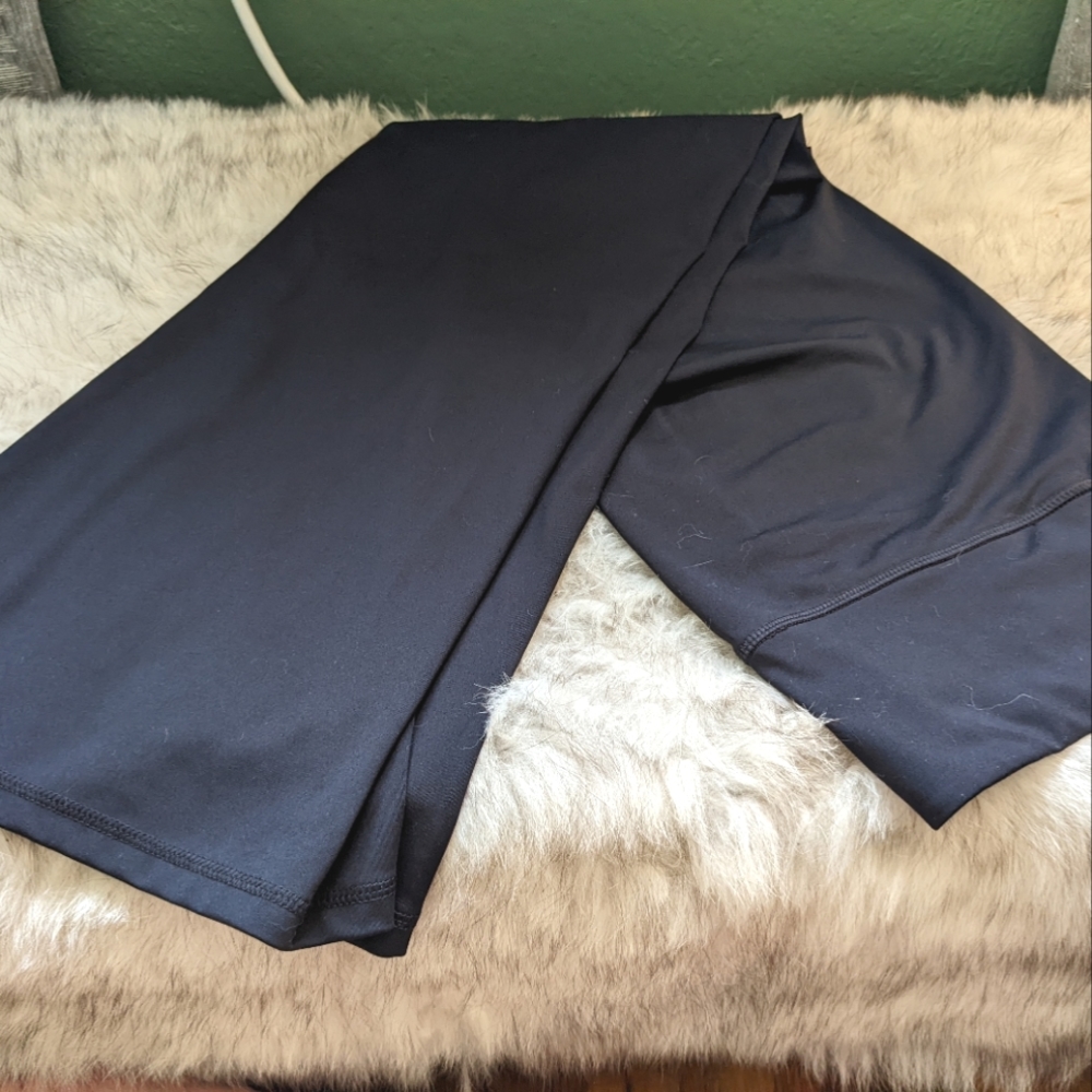 XL Black American Eagle high waisted flared leggings